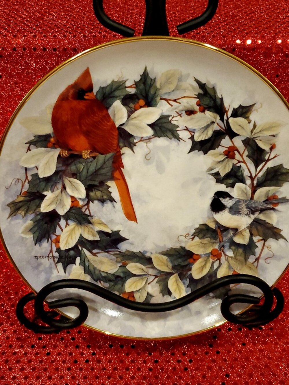 Franklin Mint HOLIDAY CHORUS Cardinal Holly Wreath Collector Plate 8"